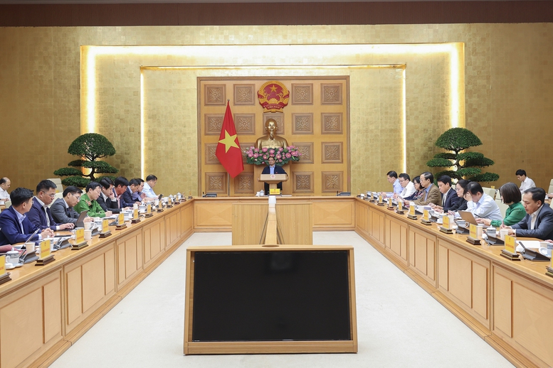 Thủ tướng nhấn mạnh các định hướng, quan điểm trong phát triển sàn dữ liệu tại Việt Nam - Ảnh: VGP/Nhật Bắc Thủ tướng nhấn mạnh các định hướng, quan điểm trong phát triển sàn dữ liệu tại Việt Nam - Ảnh: VGP/Nhật Bắc