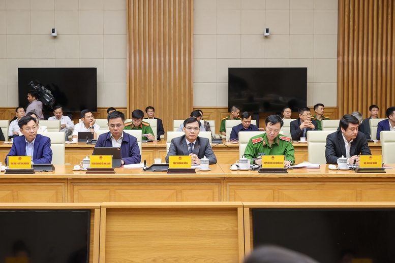 Các đại biểu tham dự cuộc họp - Ảnh: VGP/Nhật Bắc Các đại biểu tham dự cuộc họp - Ảnh: VGP/Nhật Bắc