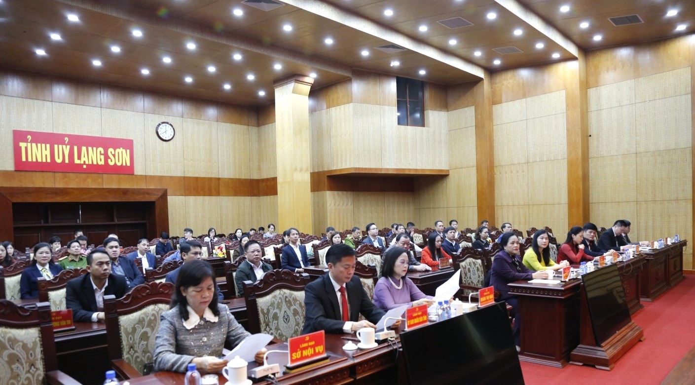 Các đại biểu dự hội nghị Các đại biểu dự hội nghị