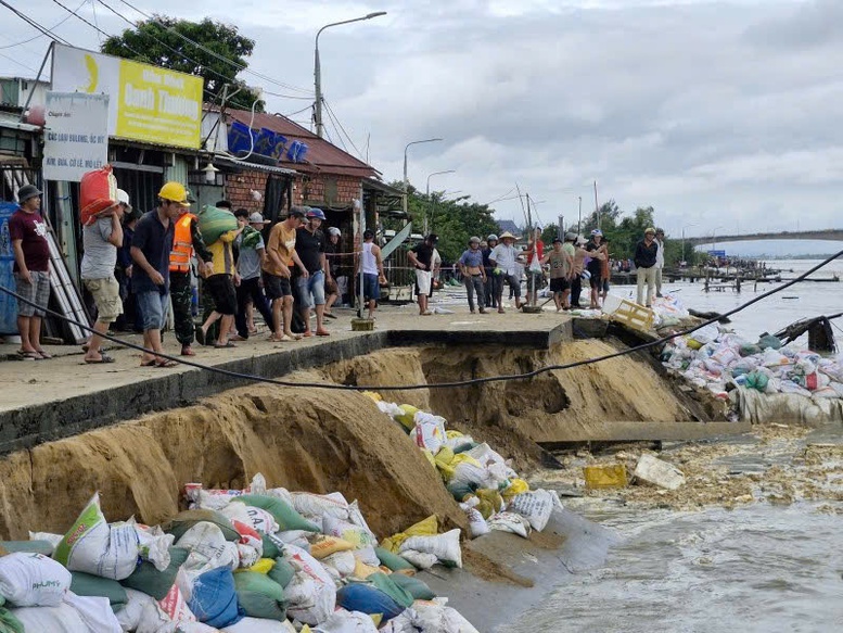 Hỗ trợ khẩn cấp 100 tỷ đồng cho TP. Đà Nẵng khắc phục thiệt hại do mưa lũ