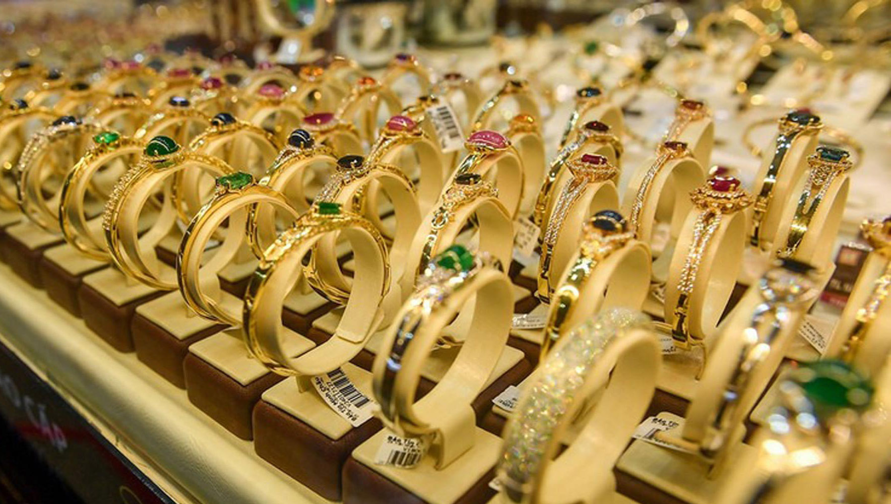 Cập nhật giá vàng ngày 2/11: Đi ngang, nhà đầu tư chờ tín hiệu từ chính sách Mỹ