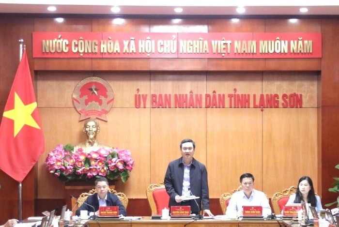 Chủ tịch UBND tỉnh Lạng Sơn Nguyễn Cảnh Toàn chủ trì phiên họp Chủ tịch UBND tỉnh Lạng Sơn Nguyễn Cảnh Toàn chủ trì phiên họp