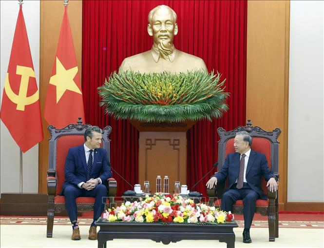 Tổng Bí thư Tô Lâm tiếp Bộ trưởng Chiến tranh Hoa Kỳ Pete Hegseth. Ảnh: Thống Nhất/TTXVN Tổng Bí thư Tô Lâm tiếp Bộ trưởng Chiến tranh Hoa Kỳ Pete Hegseth. Ảnh: Thống Nhất/TTXVN