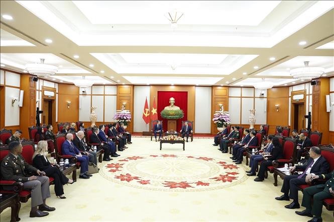 Tổng Bí thư Tô Lâm tiếp Bộ trưởng Chiến tranh Hoa Kỳ Pete Hegseth. Ảnh: Thống Nhất/TTXVN Tổng Bí thư Tô Lâm tiếp Bộ trưởng Chiến tranh Hoa Kỳ Pete Hegseth. Ảnh: Thống Nhất/TTXVN