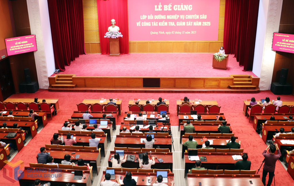 Quảng Ninh bế giảng Lớp bồi dưỡng nghiệp vụ chuyên sâu công tác kiểm tra, giám sát và kỷ luật của Đảng