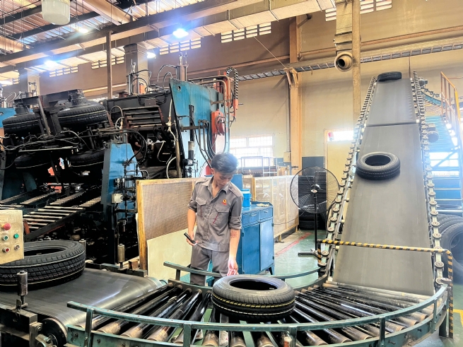 Casumina khẳng định vị thế dẫn đầu trong ngành công nghiệp sản xuất săm lốp tại Việt Nam Casumina khẳng định vị thế dẫn đầu trong ngành công nghiệp sản xuất săm lốp tại Việt Nam