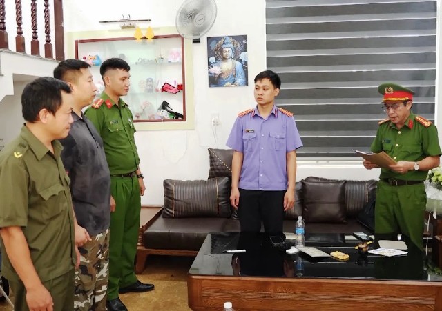 Quảng Trị: Triệt phá đường dây cho vay lãi suất “cắt cổ”