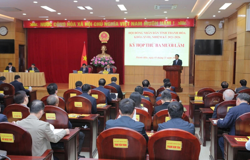 Toàn cảnh kỳ họp Toàn cảnh kỳ họp