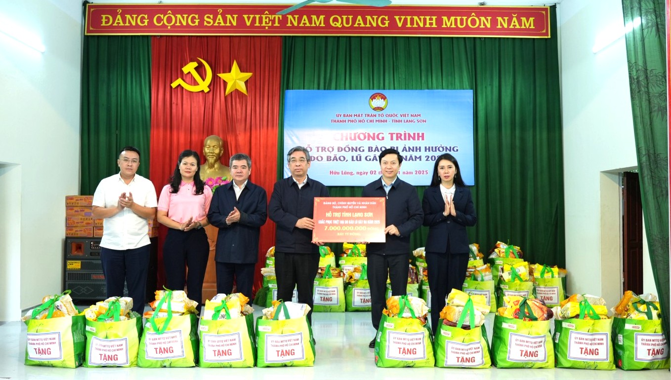 Lạng Sơn: Tiếp nhận 7 tỷ đồng hỗ trợ từ TP. Hồ Chí Minh khắc phục hậu quả thiên tai