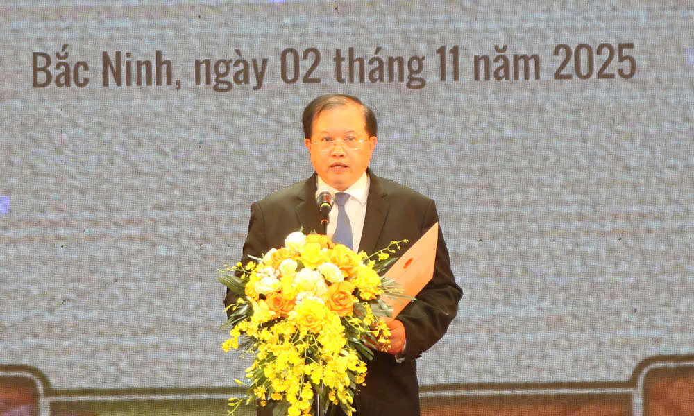 Thứ trưởng Tạ Quang Đông phát biểu tại lễ bế mạc. Thứ trưởng Tạ Quang Đông phát biểu tại lễ bế mạc.