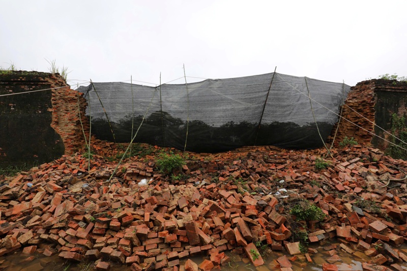 Trung tâm Bảo tồn Di tích Cố đô Huế thông tin về đoạn tường Hoàng Thành đổ sập do lũ lụt