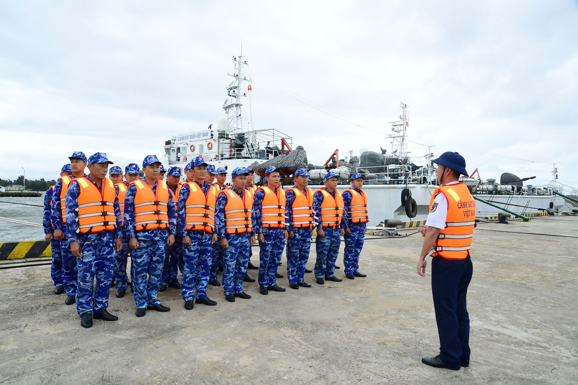 Hải đoàn 21, Bộ Tư lệnh Vùng Cảnh sát biển 2 tổ chức triển khai kế hoạch phòng chống cơn bão số 13.