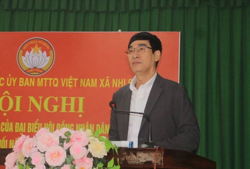 Tổ đại biểu Hội đồng Nhân dân tỉnh Thanh Hóa tiếp xúc cử tri tại xã miền núi Nhi Sơn