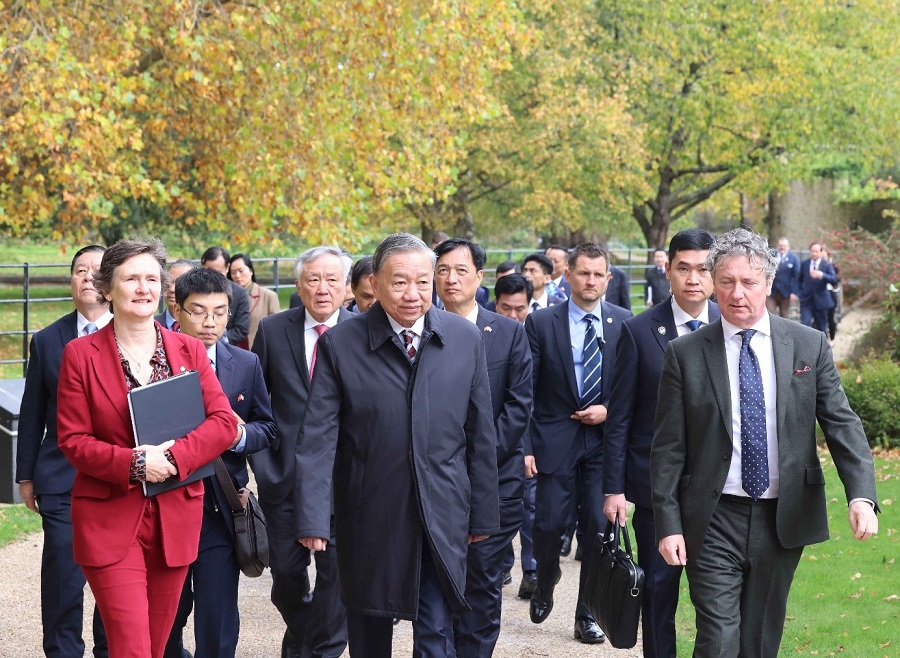 Tổng Bí thư Tô Lâm đến phát biểu chính sách tại Đại học Oxford (Ảnh: TTXVN). Tổng Bí thư Tô Lâm đến phát biểu chính sách tại Đại học Oxford (Ảnh: TTXVN).