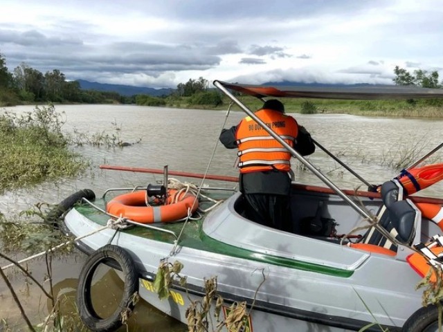 Khu vực phát hiện thi thể N.Đ.H. trên sông Dinh.