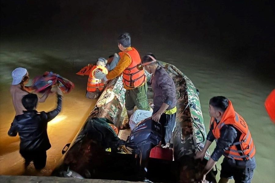 Hà Tĩnh: Tìm thấy thi thể người đàn ông mất tích khi thả lưới đánh cá