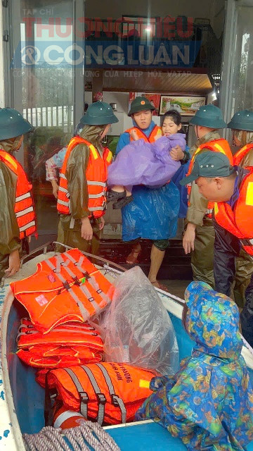 Ban Chỉ huy Quân sự phường Hòa Khánh đã phối hợp tổ chức sơ tán khẩn cấp . Ban Chỉ huy Quân sự phường Hòa Khánh đã phối hợp tổ chức sơ tán khẩn cấp .