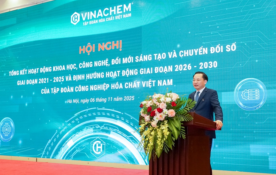 Ông Nguyễn Hữu Tú, Phó Bí thư Đảng ủy, Thành viên HĐTV, Tổng Giám đốc Tập đoàn kết luận Hội nghị