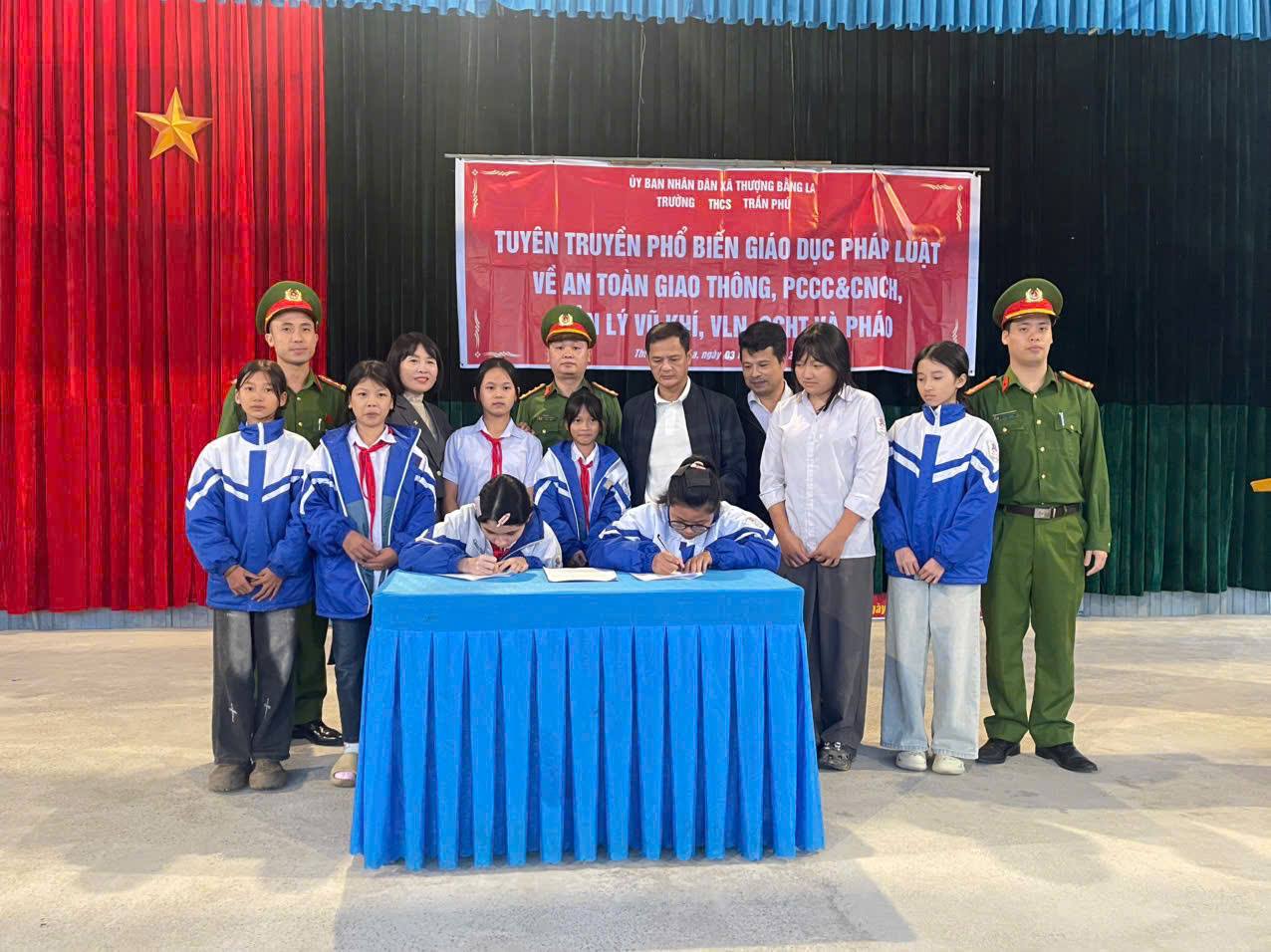 Giáo dục ý thức pháp luật, xây dựng văn hóa học đường lành mạnh