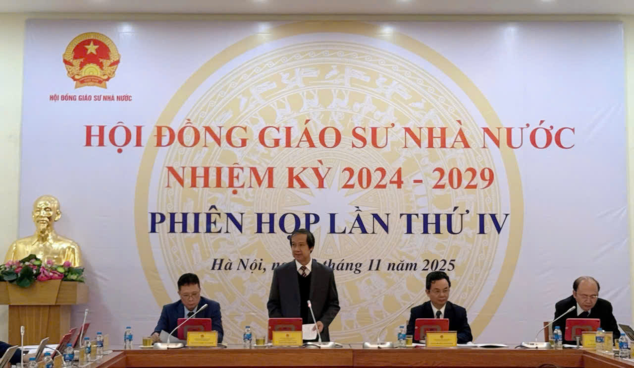 Hội đồng gi&aacute;o sư Nh&agrave; nước.