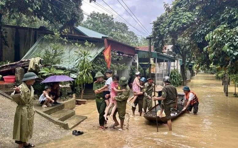Thủ tướng yêu cầu trước 15h hôm nay phải hoàn thành sơ tán dân cư tại khu vực nguy hiểm.