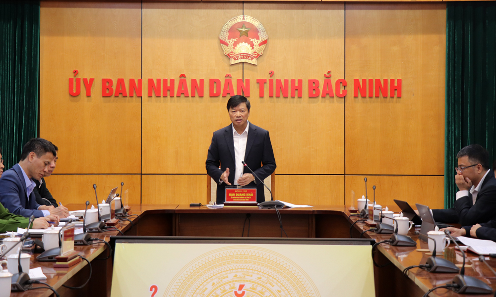 Đồng chí Đào Quang Khải chủ trì hội nghị.