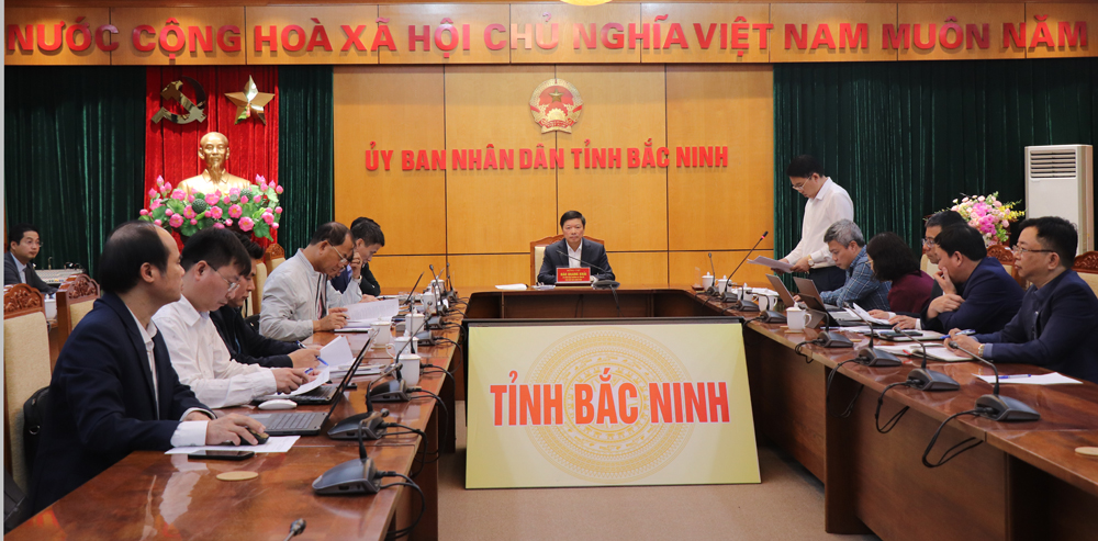 Lãnh đạo Sở Nông nghiệp và Môi trường phát biểu tại hội nghị.