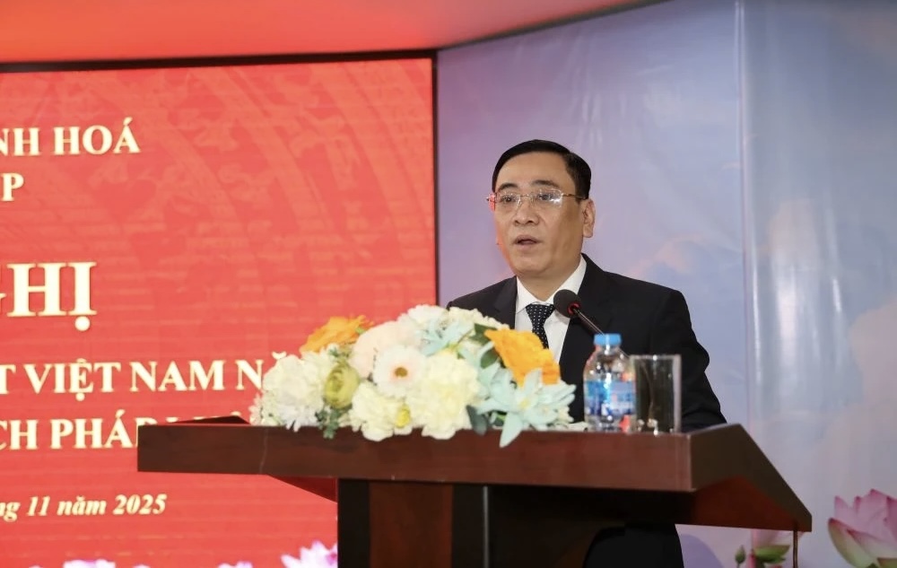 Lãnh đạo Sở Tư pháp phát biểu tại hội nghị.