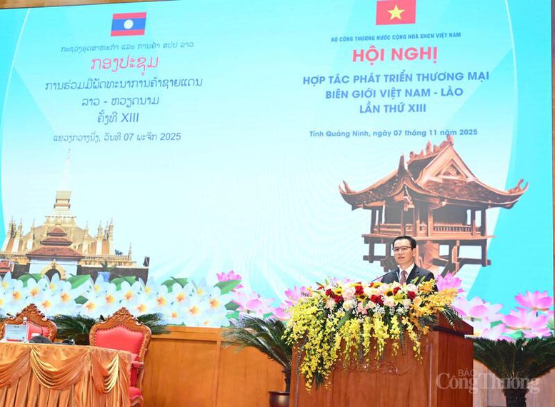 Bộ trưởng Bộ Công Thương Lào Malaythong Kommasith: Thương mại biên giới Việt Nam - Lào không chỉ có ý nghĩa kinh tế, mà còn mang giá trị sâu sắc về chính trị, văn hóa và xã hội Bộ trưởng Bộ Công Thương Lào Malaythong Kommasith: Thương mại biên giới Việt Nam - Lào không chỉ có ý nghĩa kinh tế, mà còn mang giá trị sâu sắc về chính trị, văn hóa và xã hội