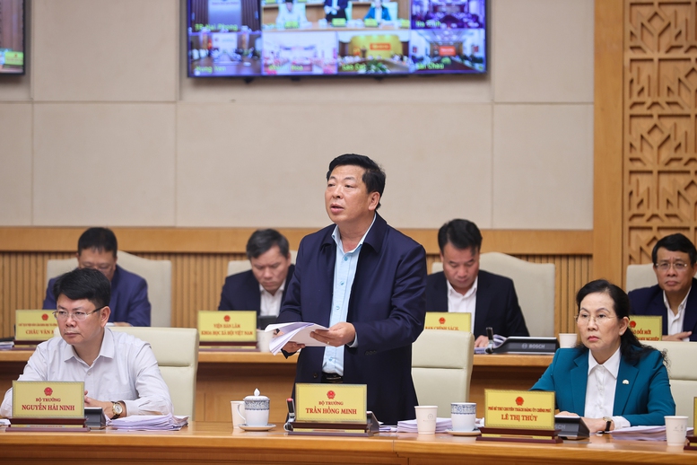 Bộ trưởng Bộ Xây dựng Trần Hồng Minh báo cáo tại Phiên họp - Ảnh: VGP/Nhật Bắc Bộ trưởng Bộ Xây dựng Trần Hồng Minh báo cáo tại Phiên họp - Ảnh: VGP/Nhật Bắc