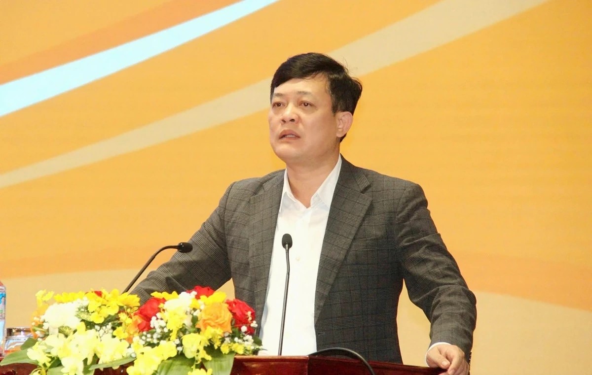 Đồng chí Nguyễn Tuấn Hòa, Giám đốc Trung tâm Phục vụ hành chính công tỉnh phát biểu khai mạc hội nghị.