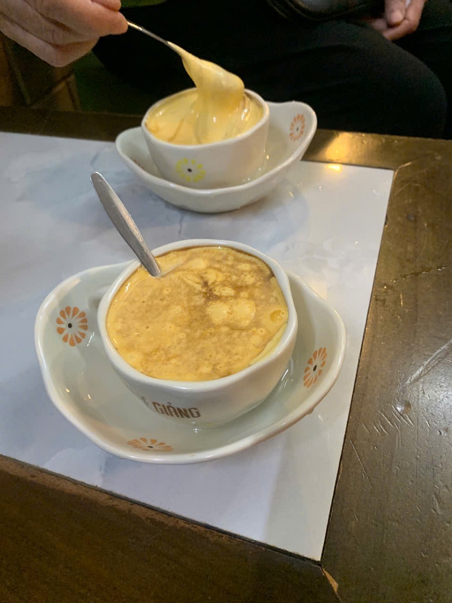 Cà Phê Trứng: Bí mật ngọt ngào từ Hà Nội xưa