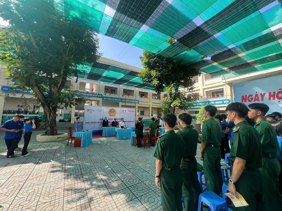 “Phiên tòa giả định” tuyên truyền Luật An ninh mạng tại chương trình.