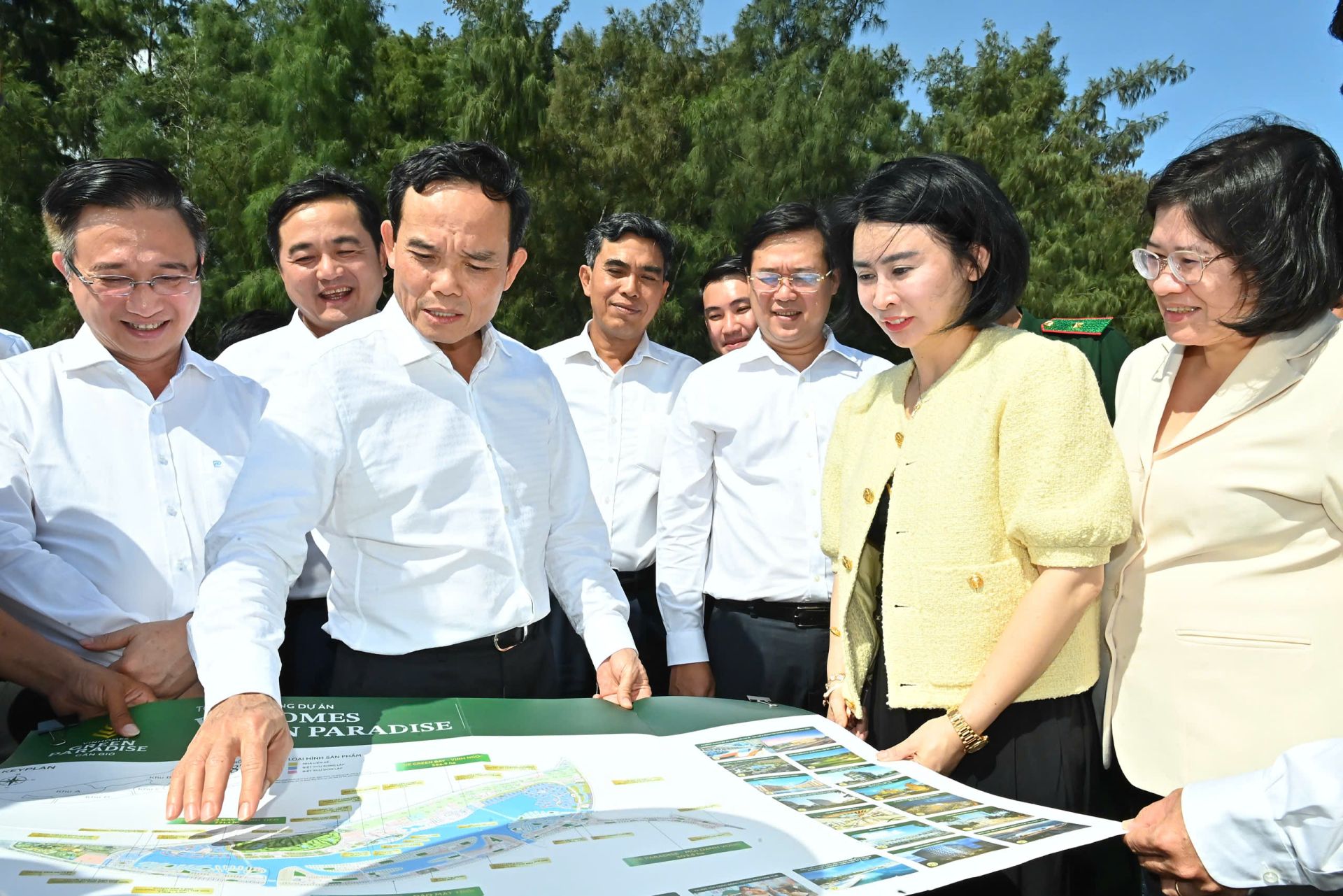 Bí thư Thành ủy TP. HCM Trần Lưu Quang khảo sát tiến độ dự án Khu đô thị du lịch lấn biển Cần Giờ