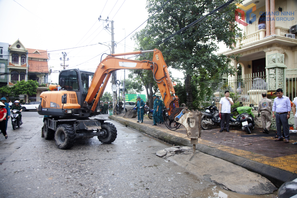 Quảng Ninh lan tỏa chiến dịch cao điểm 90 ngày đêm nâng cao chất lượng đô thị, khu dân cư