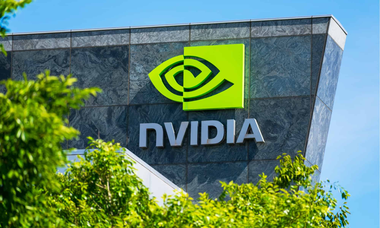 CEO Nvidia xác nhận nhu cầu "cực kỳ mạnh mẽ" đối với chip Blackwell