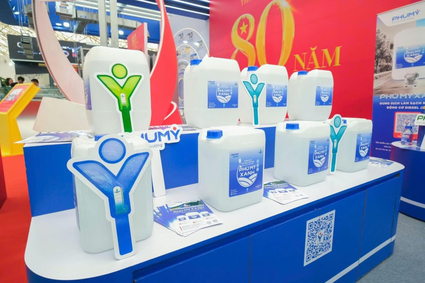 Dung dịch xử lý khí thải động cơ Diesel (DEF) được Phú Mỹ cho ra mắt vào tháng 6/2025