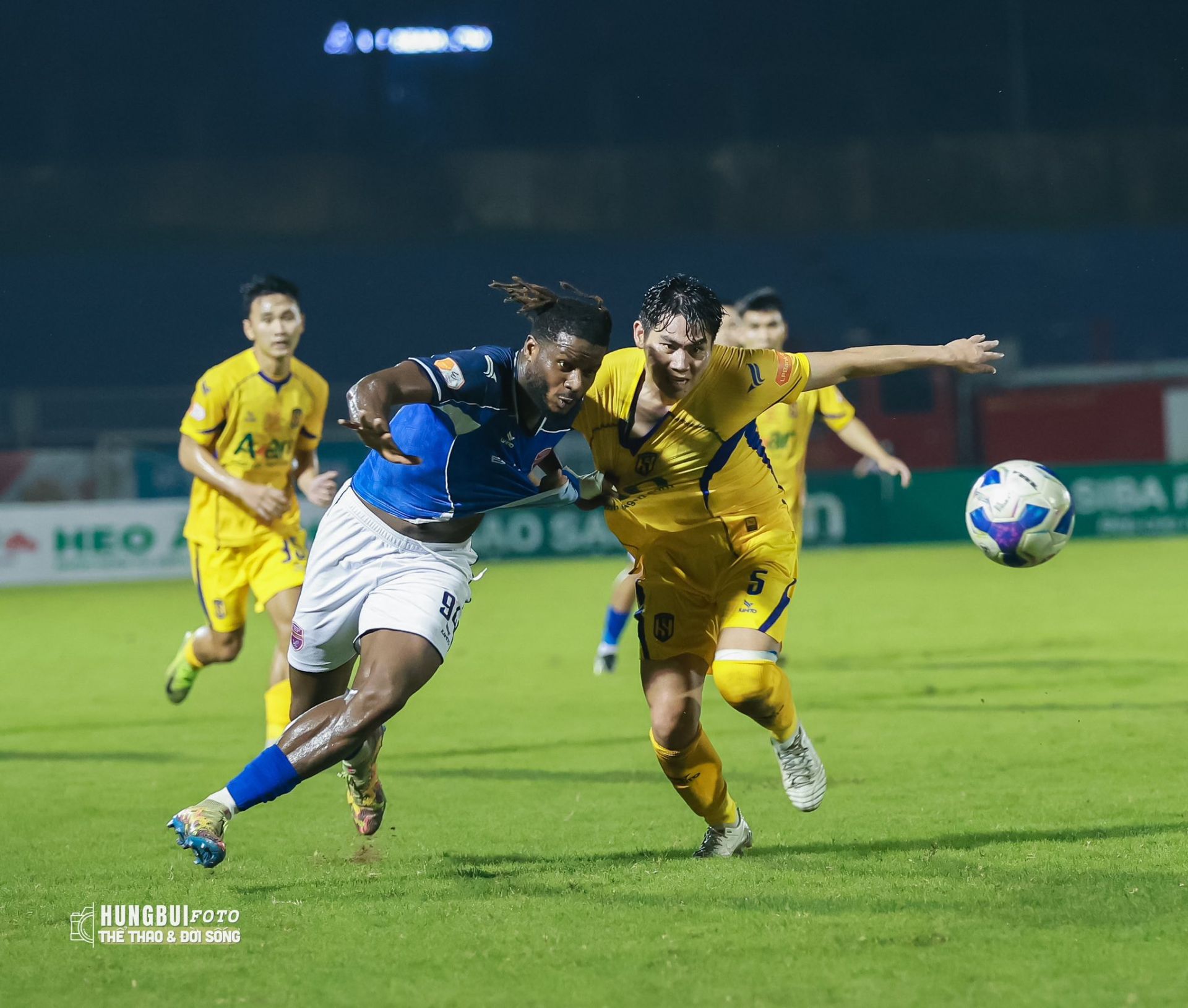 Chiến thắng đầu tiên của Sông Lam Nghệ An dưới thời HLV Văn Sỹ Sơn: Cú hích tinh thần cho đội bóng xứ Nghệ