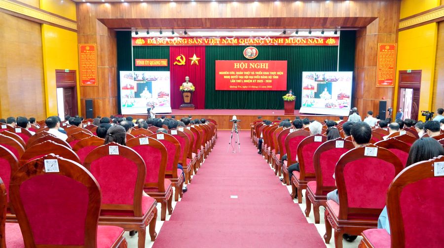 To&agrave;n cảnh hội nghị.