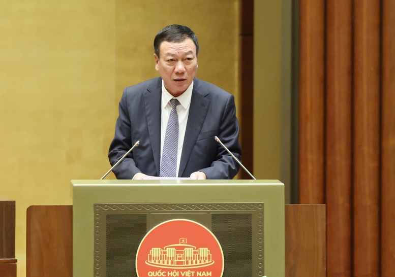 Tổng Thanh tra Chính phủ Đoàn Hồng Phong báo cáo về dự án Luật sửa đổi, bổ sung một số điều của Luật Tiếp công dân, Luật Khiếu nại, Luật Tố cáo - Ảnh: VGP/Nhật Bắc