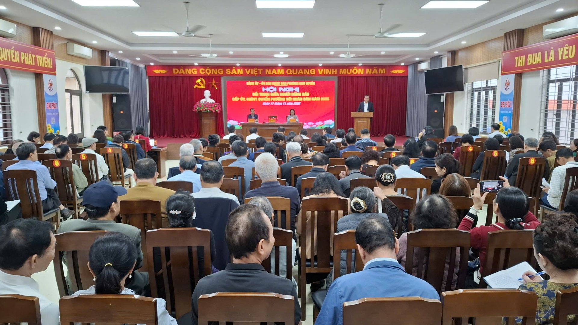 Quang cảnh Hội nghị.