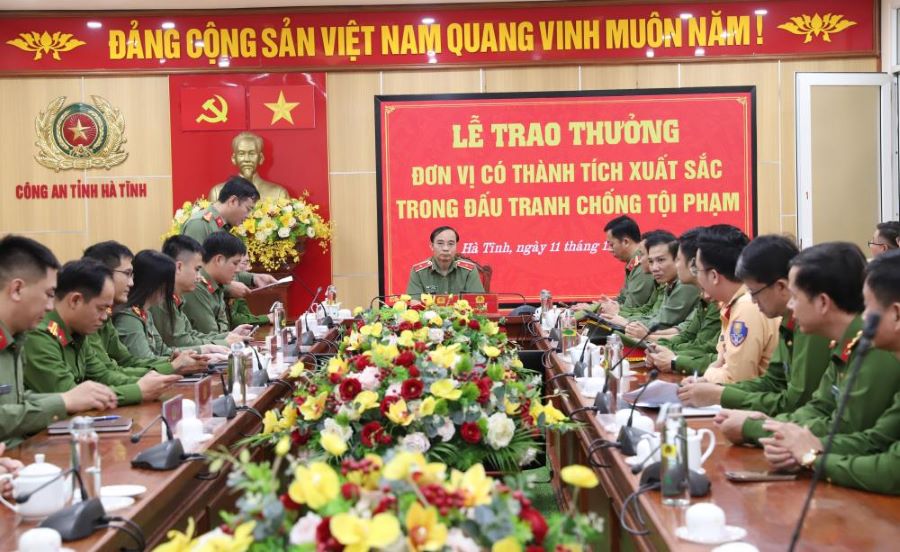 Toàn cảnh buổi lễ.