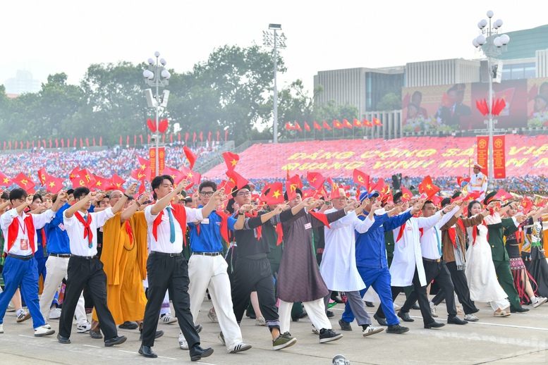 "Đoàn kết, đoàn kết, Đại đoàn kết - Thành công, thành công, Đại thành công" đã trở thành chân lý, thành lẽ sống của chúng ta