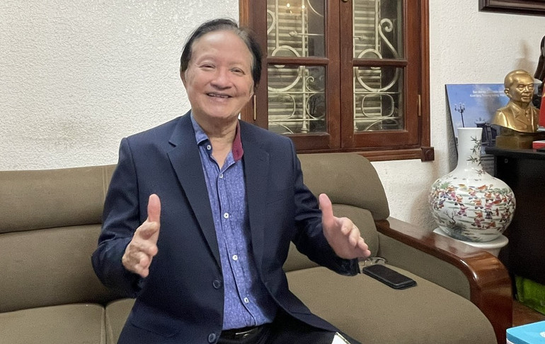 Thượng tướng Nguyễn Huy Hiệu t&acirc;m đắc nhất l&agrave; Văn kiện đ&atilde; đưa ra dự b&aacute;o v&agrave; định hướng trước những biến động của t&igrave;nh h&igrave;nh thế giới v&agrave; khu vực, từ đ&oacute; đề ra giải ph&aacute;p ph&ugrave; hợp với đặc th&ugrave; Việt Nam. (Ảnh: PV)