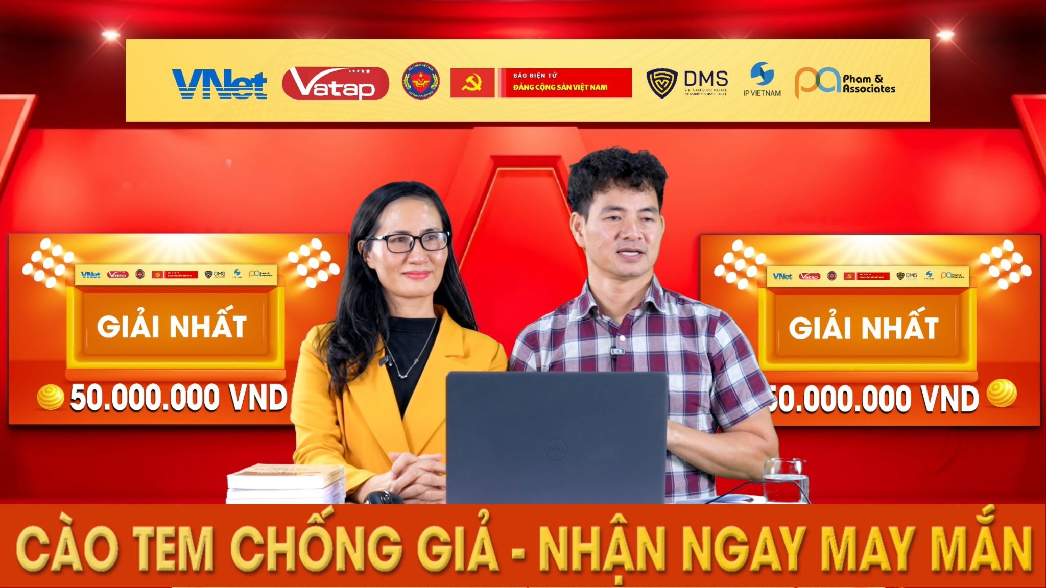 Bà Lê Thị Tình Tuyết (Công ty Cổ phần VNet) tham gia quay thưởng tại Chương trình.