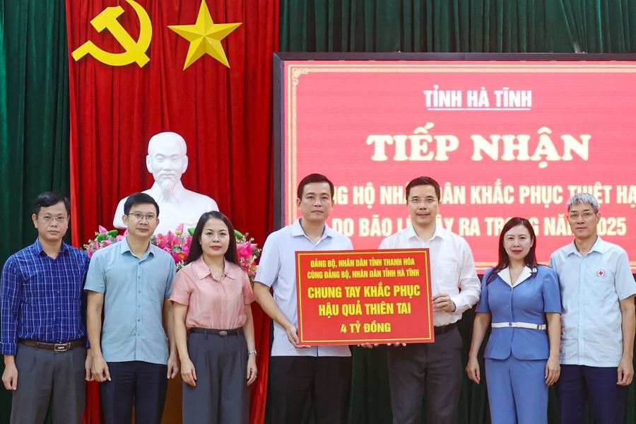 Thanh Hóa hỗ trợ Hà Tĩnh 4 tỷ đồng khắc phục hậu quả bão lũ