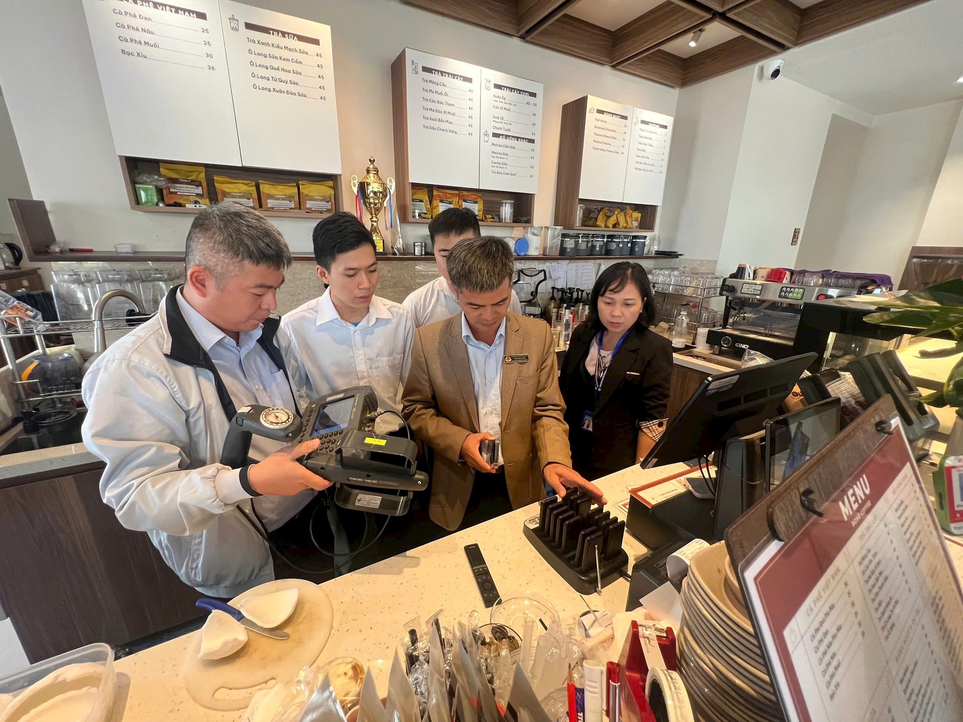 Cục Tần số vô tuyến điện cảnh báo về thiết bị phát sóng không rõ nguồn gốc