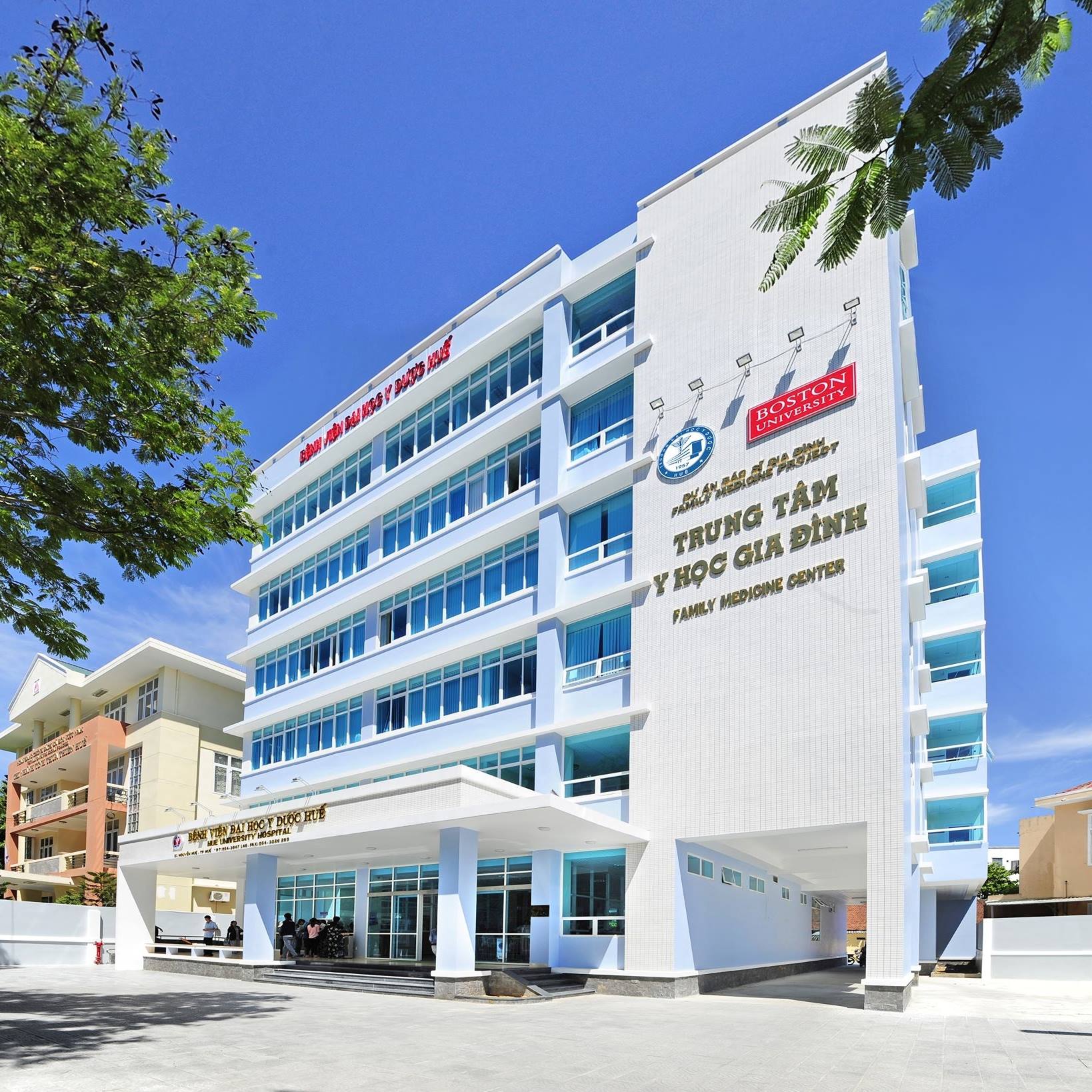 Trung tâm Y học gia đình Bệnh viện Trường Đại học Y Dược Huế