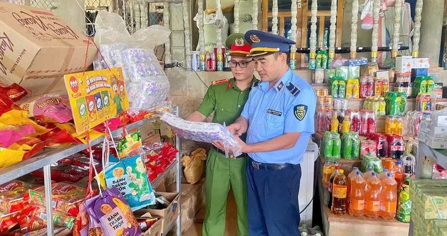 Ban Chỉ đạo 389 quốc gia yêu cầu siết chặt kiểm soát hàng giả dịp Tết