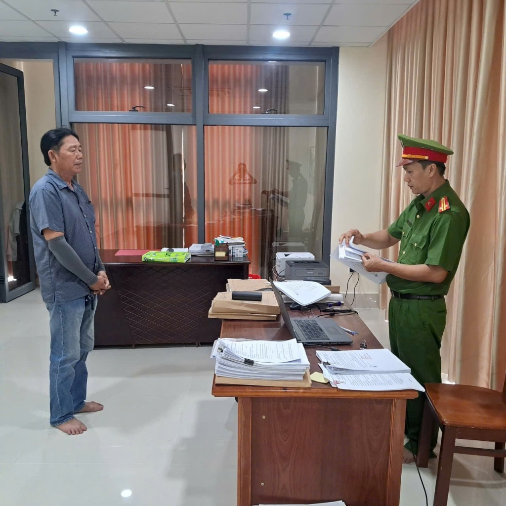 Ông Dư Chế Linh, Giám đốc Công ty TNHH Dư Linh bị khởi tố để điều tra về hành vi trốn thuế. Ảnh: Lê Thu